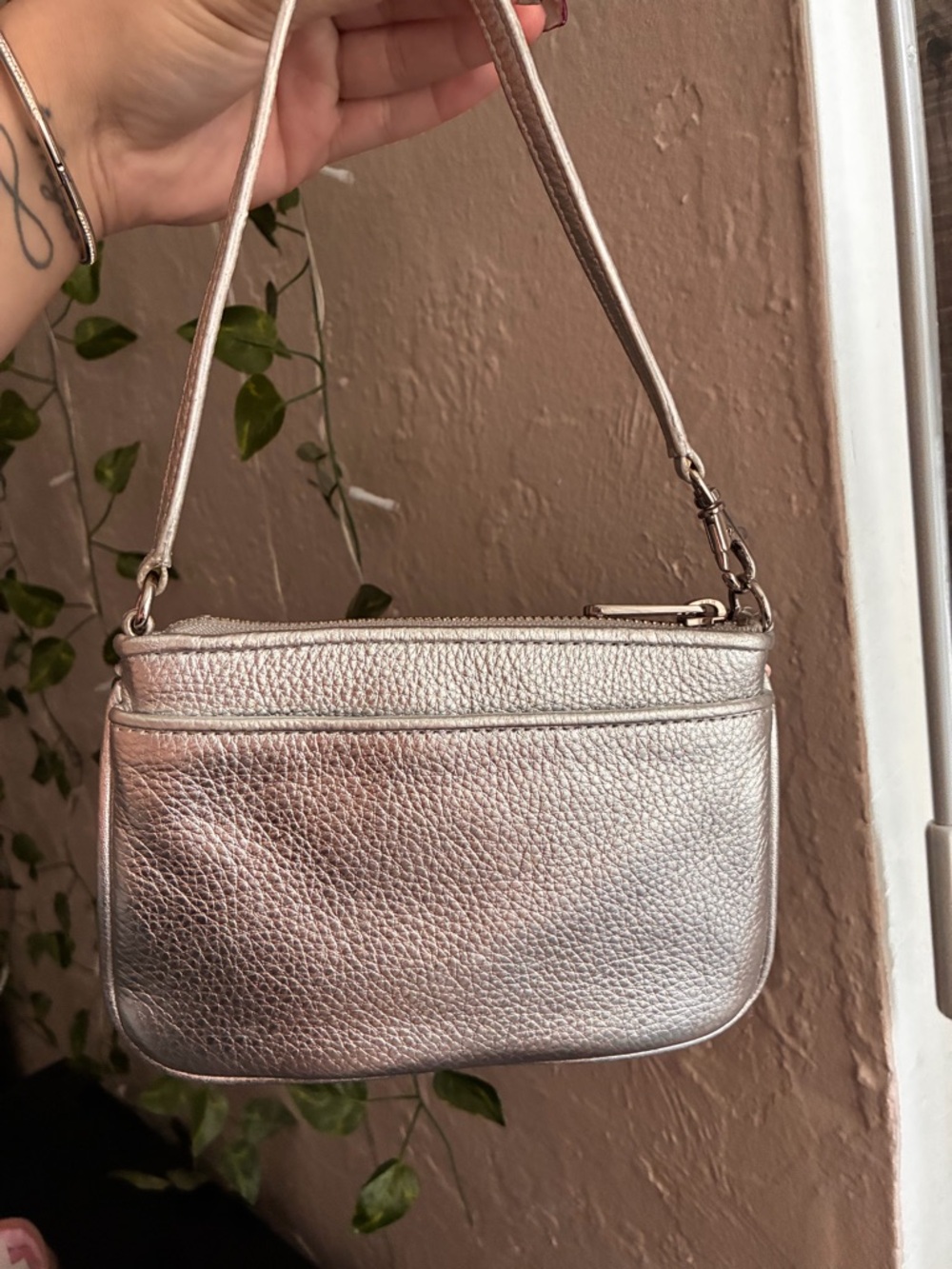 Michael Kors Silver Sequin mini shoulder bag - Picture 2 of 3